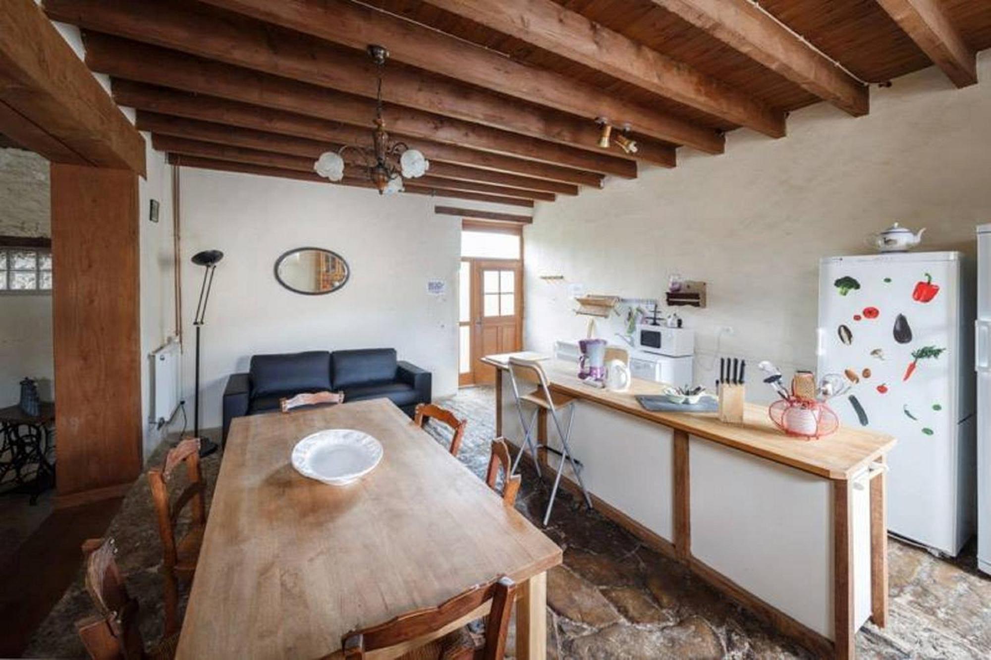 Holiday Home La Brijopa Bazoges-en-Pareds Стая снимка